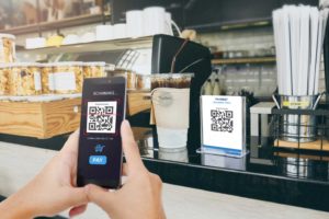 Pagamenti, la Cina apre Alipay e WeChat ai turisti: criptovaluta di Stato più vicina