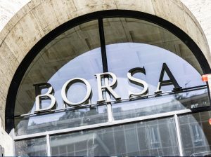 Piazza Affari, oggi le cedole di Poste Italiane, Mediobanca e B.Mediolanum
