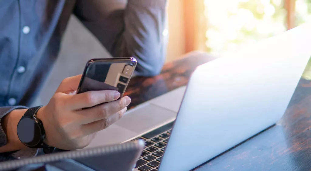 financialounge - chat aziendaku microsoft Microsoft Teams Salesforce Slack Technologies
