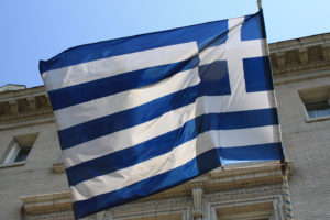 Spread, la Grecia ci sorpassa: ora l’Italia è più rischiosa