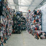 Da H&M a Vinted, lo sharing e il second hand sono sempre più di moda