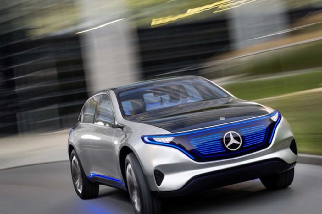 financialounge -  auto batterie mercedes smart Stellantis TotalEnergies