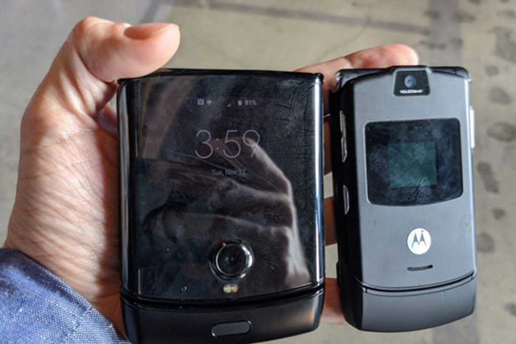 financialounge - lenovo motorola razr