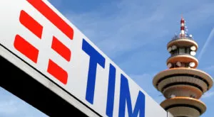 financialounge -  cloud computing google Santander tim