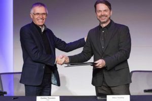 Fusione Fca-Peugeot, accordo siglato: confermate cedole più generose per gli azionisti italiani