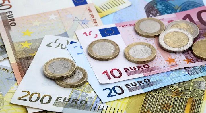 financialounge - Invesco investimenti liquidità mercati azionari