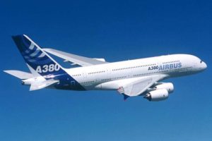 Record di consegne per Airbus che sorpassa Boeing