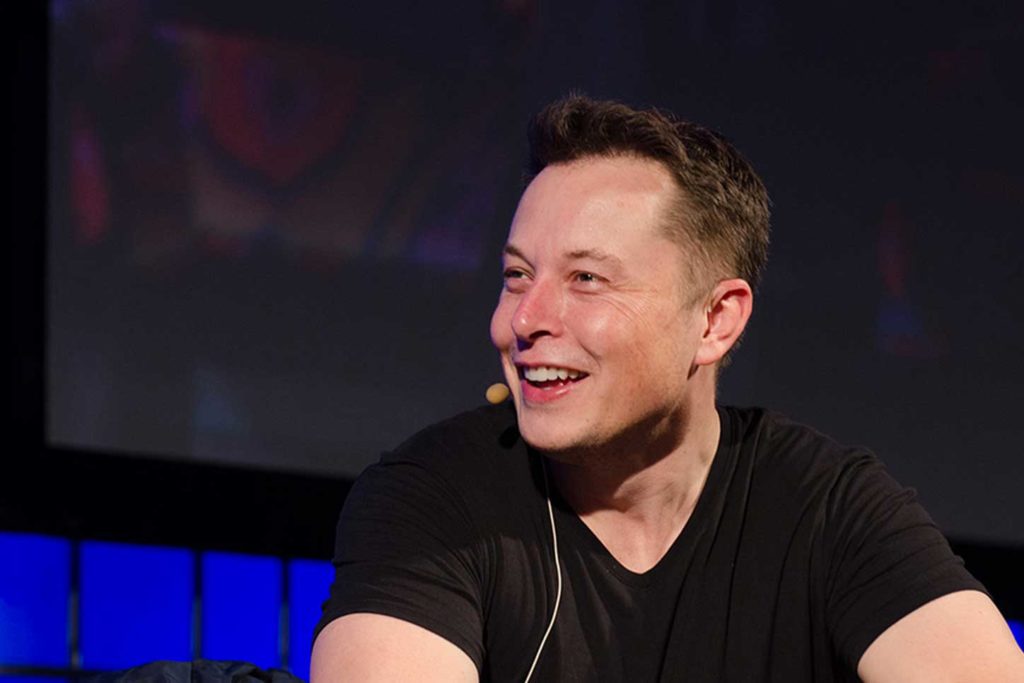 financialounge -  Elon Musk Tesla