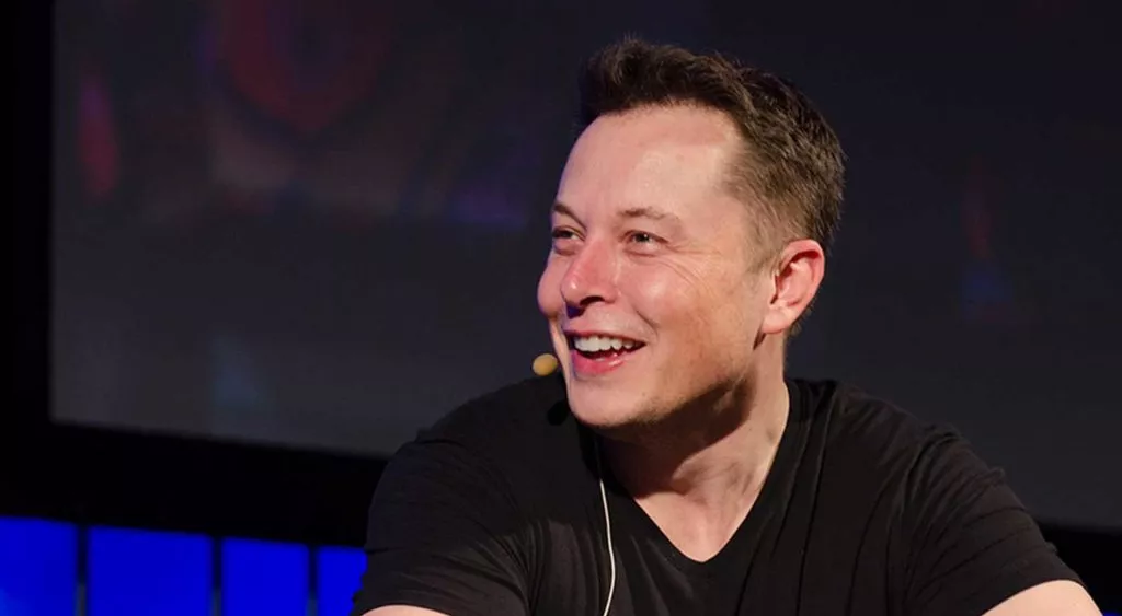 financialounge - Elon Musk Tesla