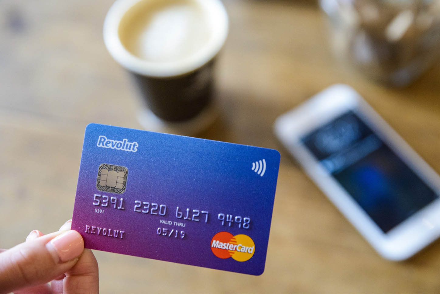 financialounge -  fintech Revolut smart