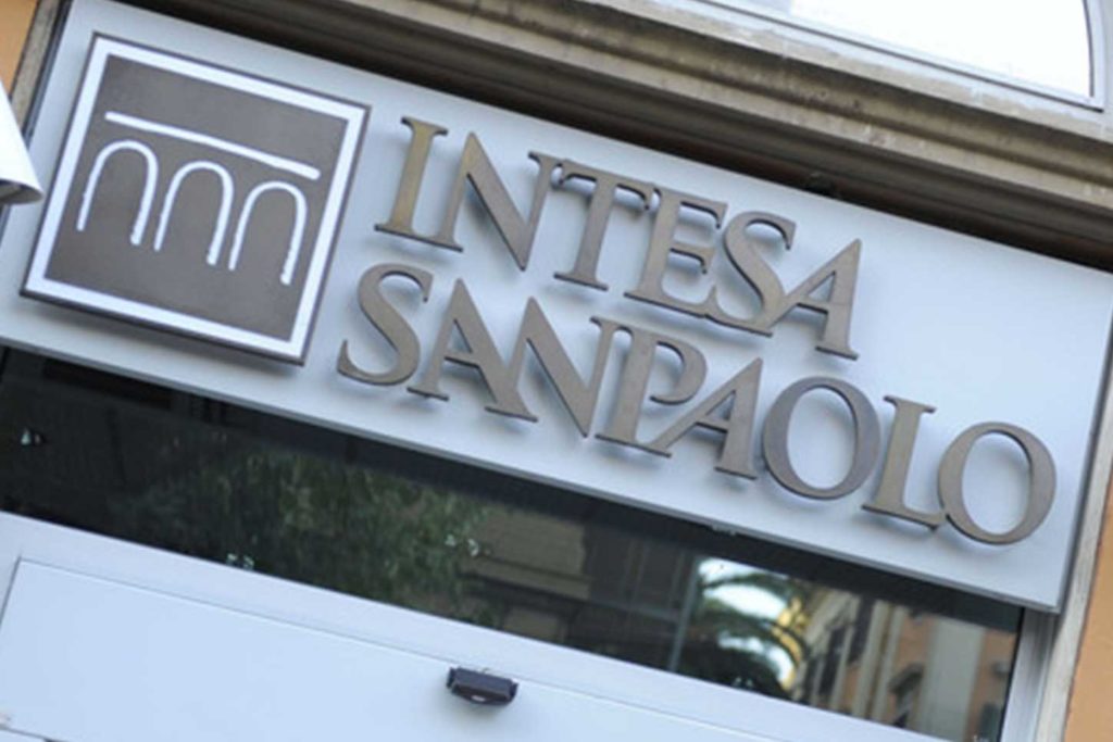 financialounge -  Intesa Sanpaolo UBI banca