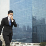 “Non sopravvalutare il virus e prepararsi ai rimbalzi”