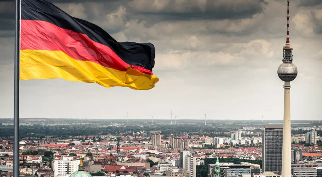 financialounge - banche Commerzbank Deutsche Bank fitch germania