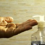 Coronavirus, disinfettanti gratis in alcune farmacie