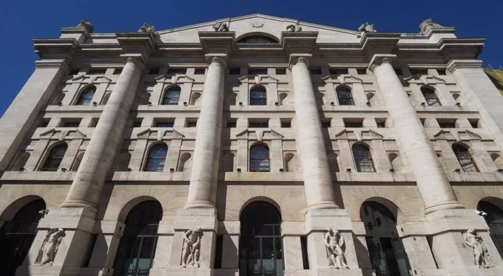 financialounge - banche borsa Brunello Cucinelli lusso Moncler Piazza Affari