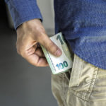 Reddito di cittadinanza, i numeri del flop: solo il 2% ha trovato un lavoro