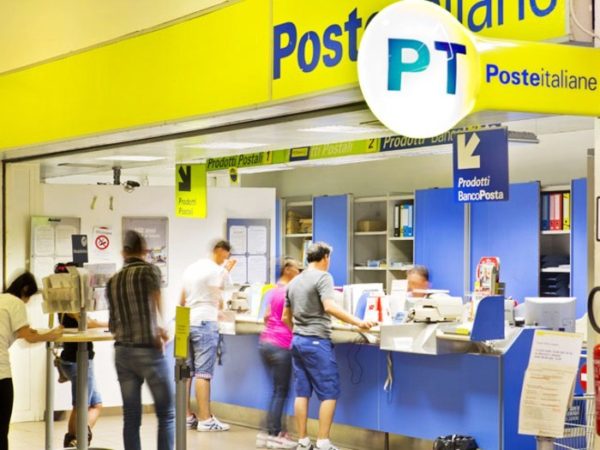 financialounge -  economia passaporto Poste pubblica amministrazione