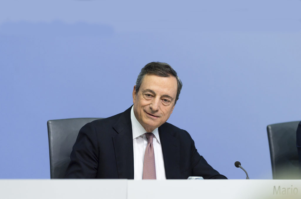 financialounge - BCE Like Mario Draghi Premier Presidente della Repubblica Quirinale Reazioni Retweet Sergio Mattarella twitter web