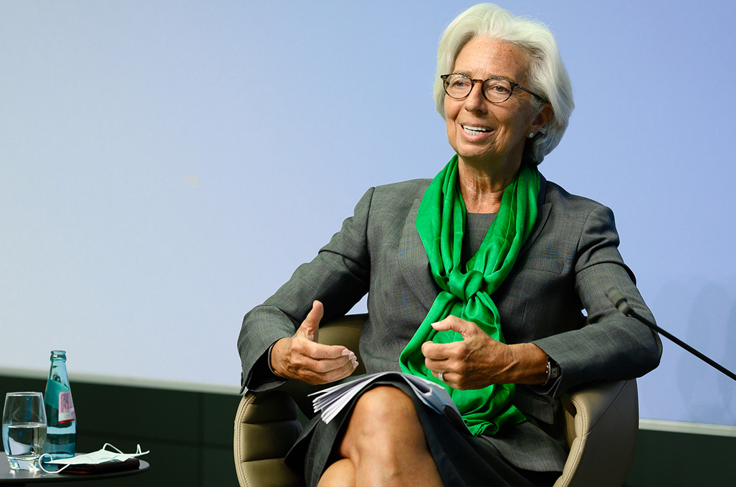 financialounge -  BCE Candriam Christine Lagarde ESG green bond