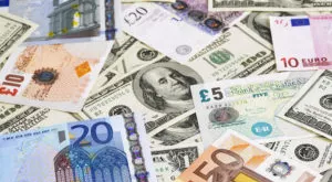 financialounge -  Amundi Brexit dollaro euro mercati valutari Monica Defend Morning News sterlina