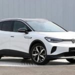 Volkswagen inizia a produrre il suo Suv elettrico “anti-Tesla”