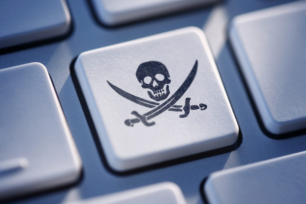financialounge - Guardia di finanza pirateria informatica Smart Life Telegram