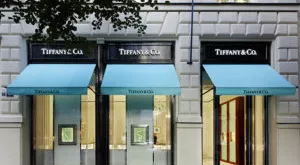 financialounge -  acquisizione lusso LVMH tiffany