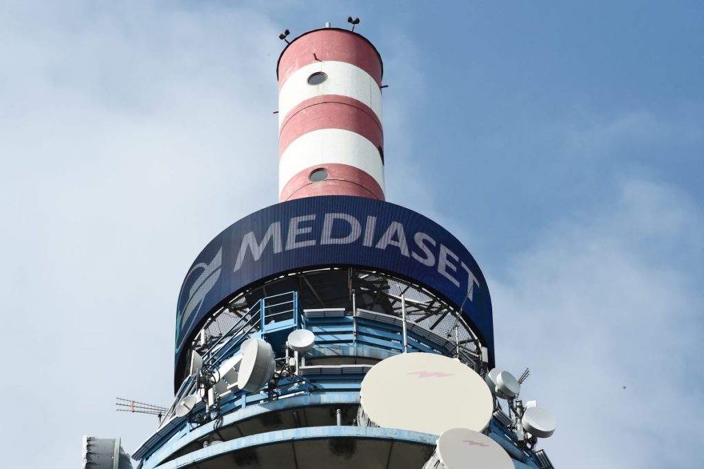 Mediaset ha parlato con Unicredit, BoA e Deutsche Bank per finanziare il possibile acquisto della tedesca ProSiebenSat?