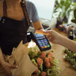 Niente cashback se si paga con il metodo contactless: ecco come risolvere il problema