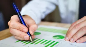financialounge - ESG finanza sostenibile Invesco Invesco ESG Survey 2020 Investitori professionali