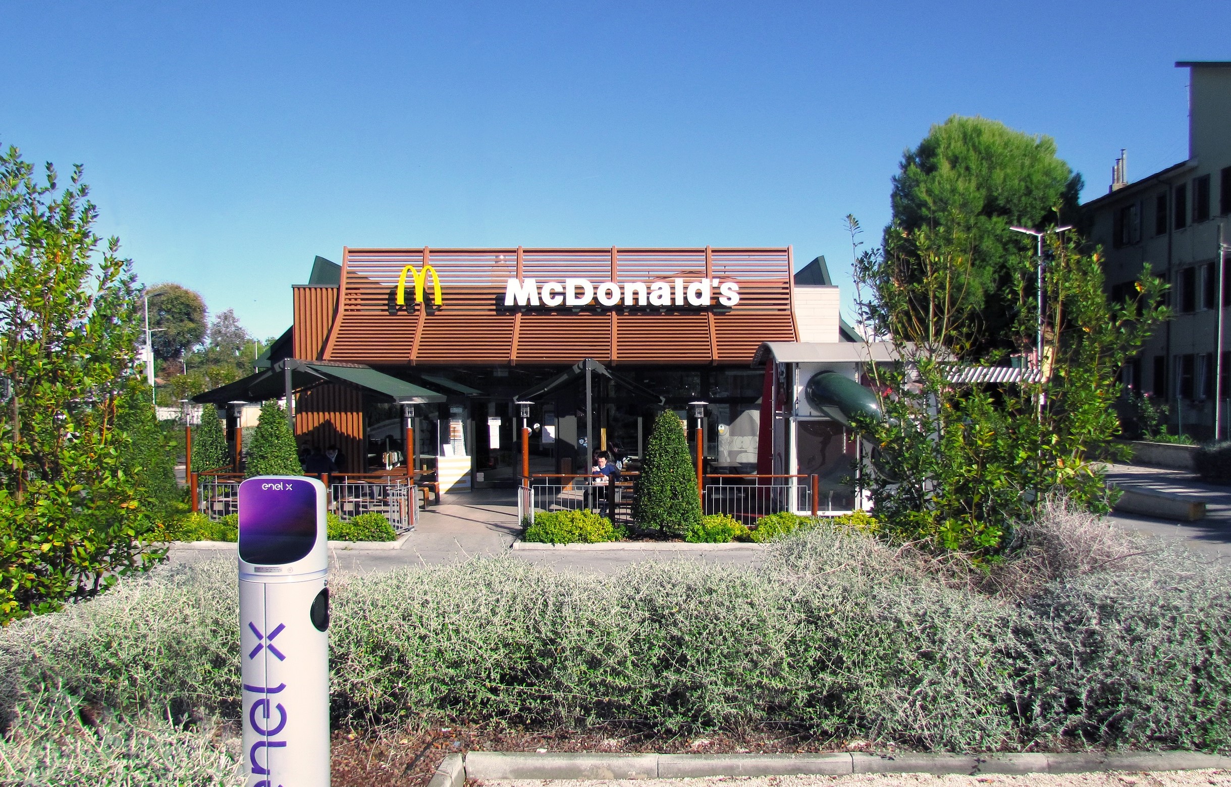 financialounge -  elettrico Enel X McDonald's smart sostenibilità