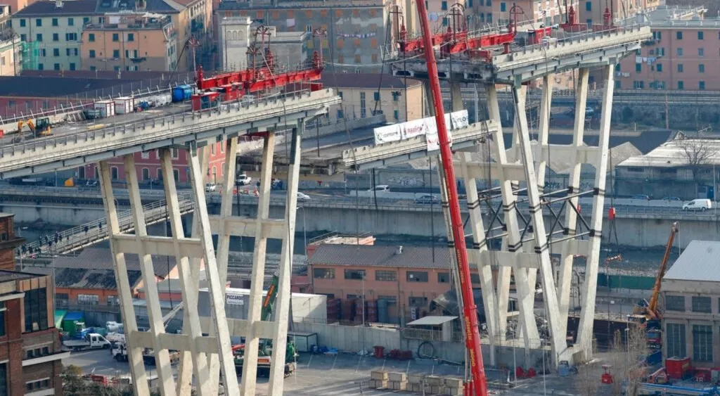 financialounge - arresto autostrade Castellucci Morandi Ponte Genova
