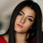 Step, l’app bancaria per teenager dove investe la star di TikTok