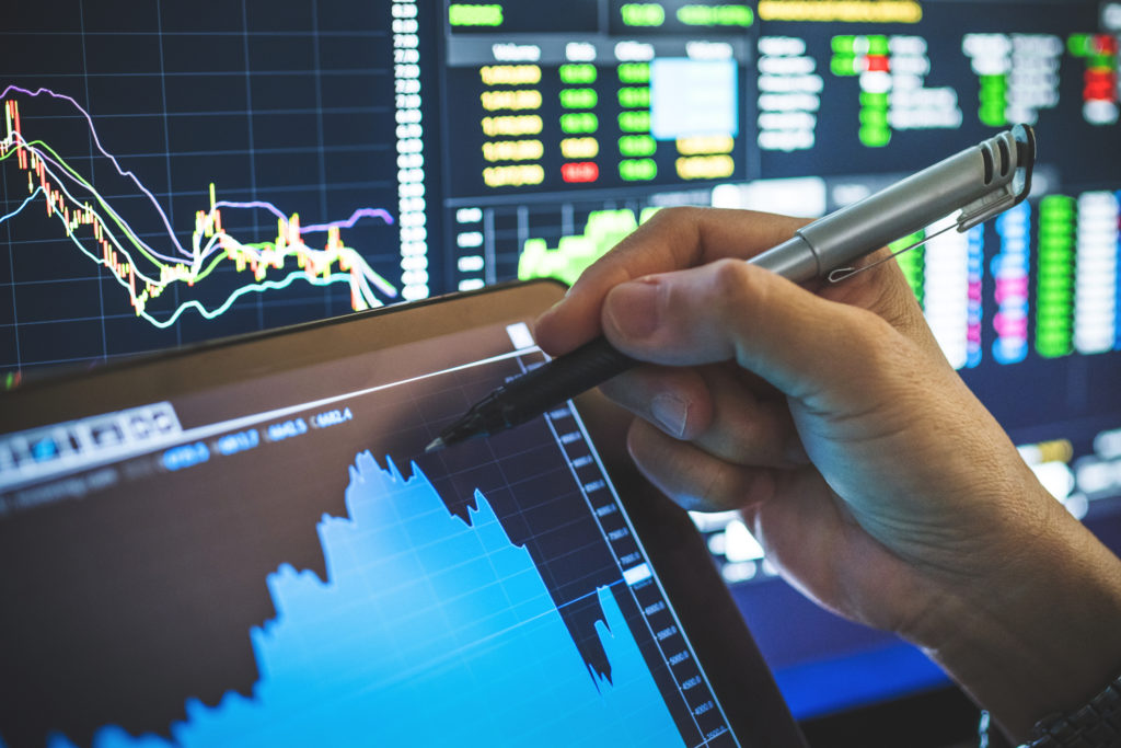 financialounge - Alessandra Manuli Algebris Investments eltif Hedge Invest italia Morning News Piazza Affari Recovery plan Scenari