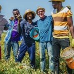 La storia di Diritti a Sud, l’associazione che aiuta i lavoratori dei campi sostenuta da Etica Sgr