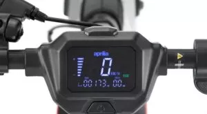 financialounge - Aprilia mobilità sostenibile Monopattino piaggio smart