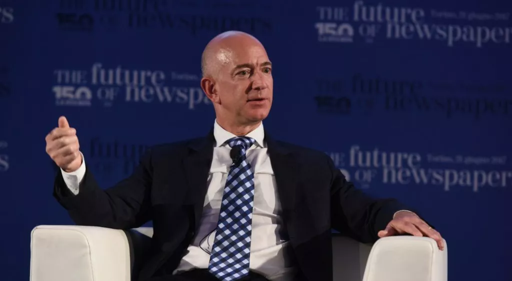 financialounge - Amazon Jeff Bezos