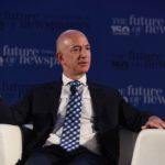 Jeff Bezos lascia la guida di Amazon