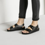 I sandali Birkenstock entrano a far parte della galassia Louis Vuitton