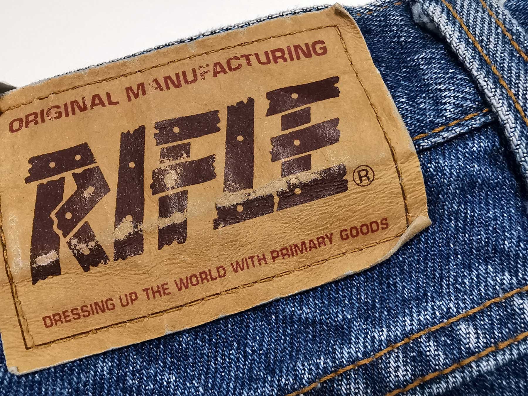 financialounge -  asta fallimento italia jeans Rifle