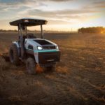 Arrivano i contadini robotici a guida autonoma e 100% elettrici