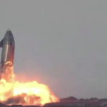 Il razzo prototipo di SpaceX esplode dopo l’atterraggio