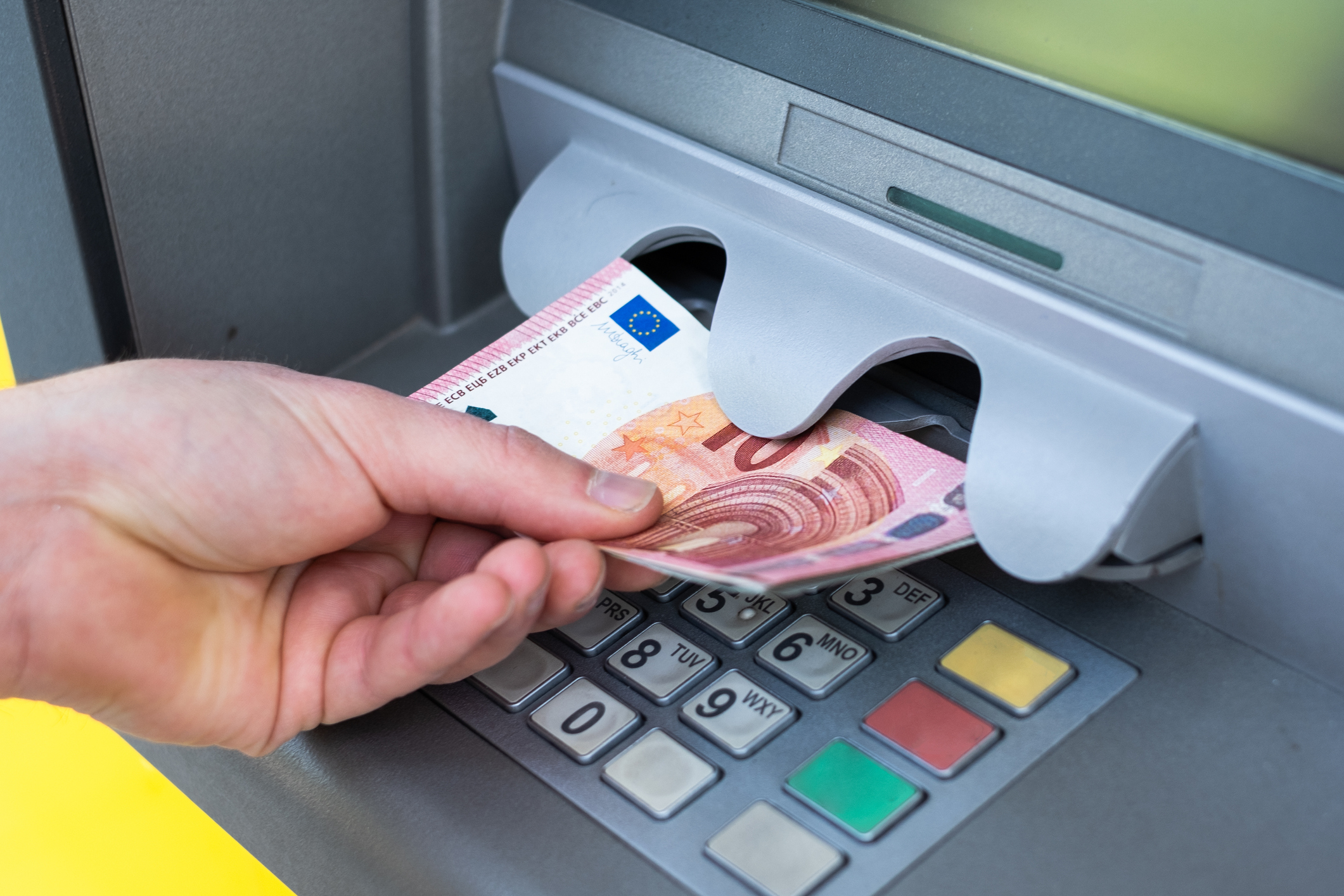 financialounge -  banche BCE commissioni conti correnti depositi Euro digitale liquidità tassi