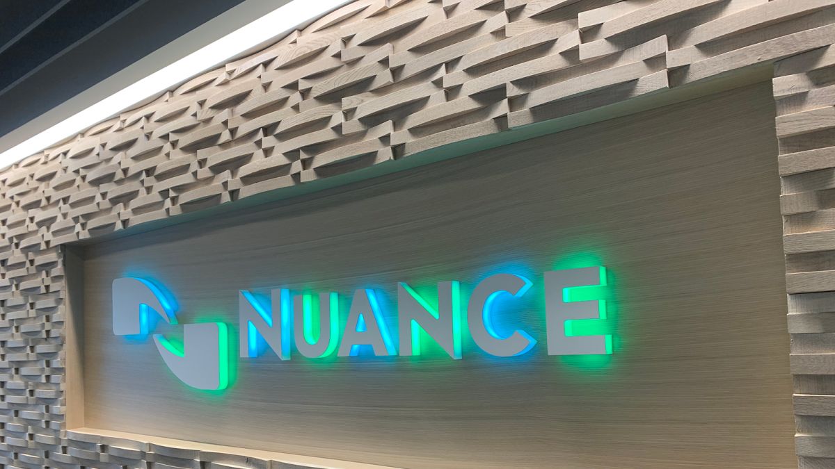 financialounge -  intelligenza artificiale microsoft Nuance Smart Life