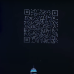 A Shanghai 1.500 droni compongono un gigantesco QR Code nel cielo