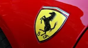 financialounge -  Automobili Ferrari John Elkann Piazza Affari trimestrali