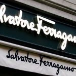 Il lusso è protagonista a Piazza Affari, Ferragamo apre settimana in forte rialzo