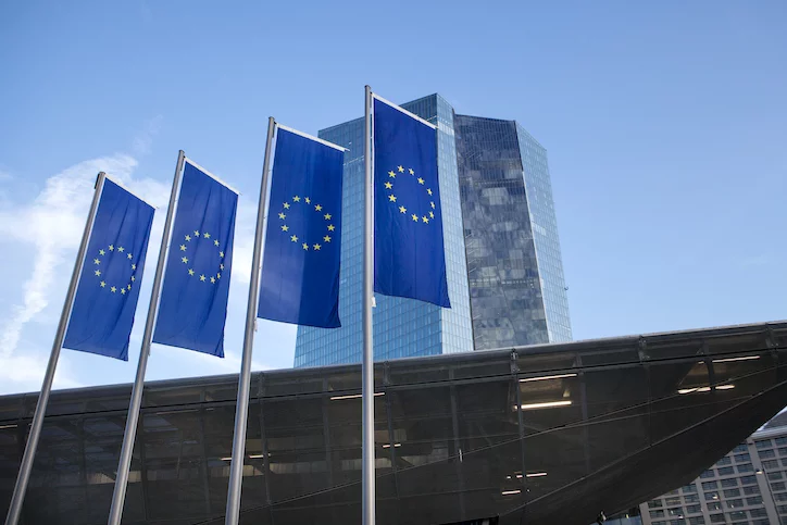 Credit Suisse: Eurozona in crescita negativa dal terzo trimestre, peggio in Italia e Germania