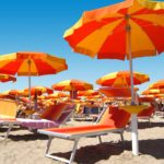 Caro-vacanze, andare in spiaggia costa fino al 30% in più