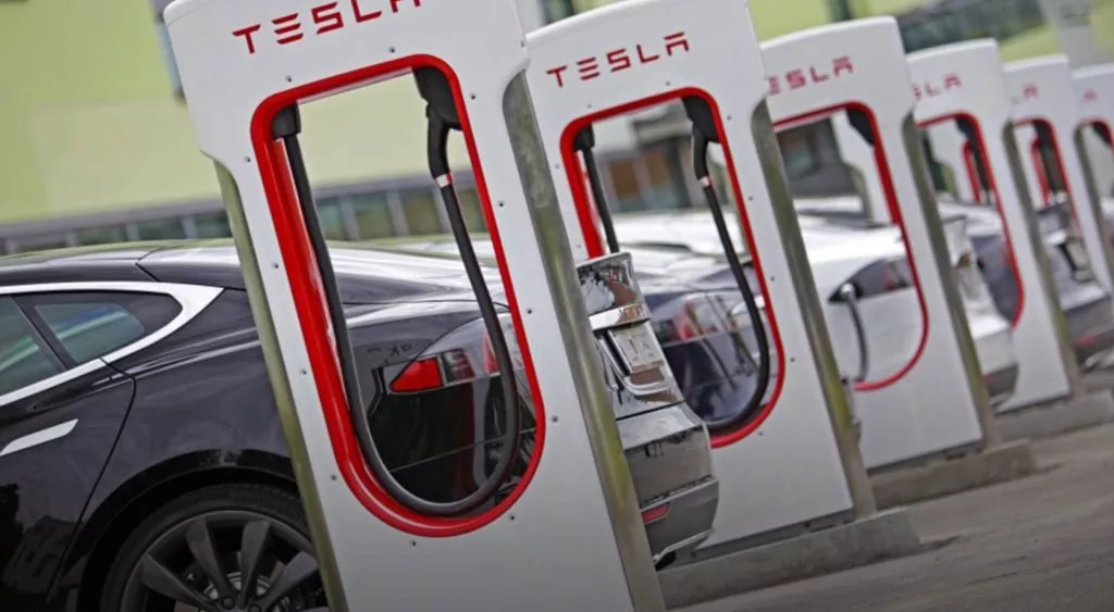 financialounge - auto elettriche Elon Musk Tesla